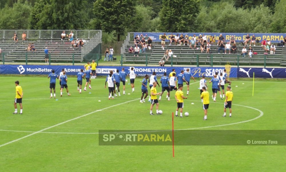 Copertina: Campionato, le squadre ripartono tra giovani e nuovi schemi