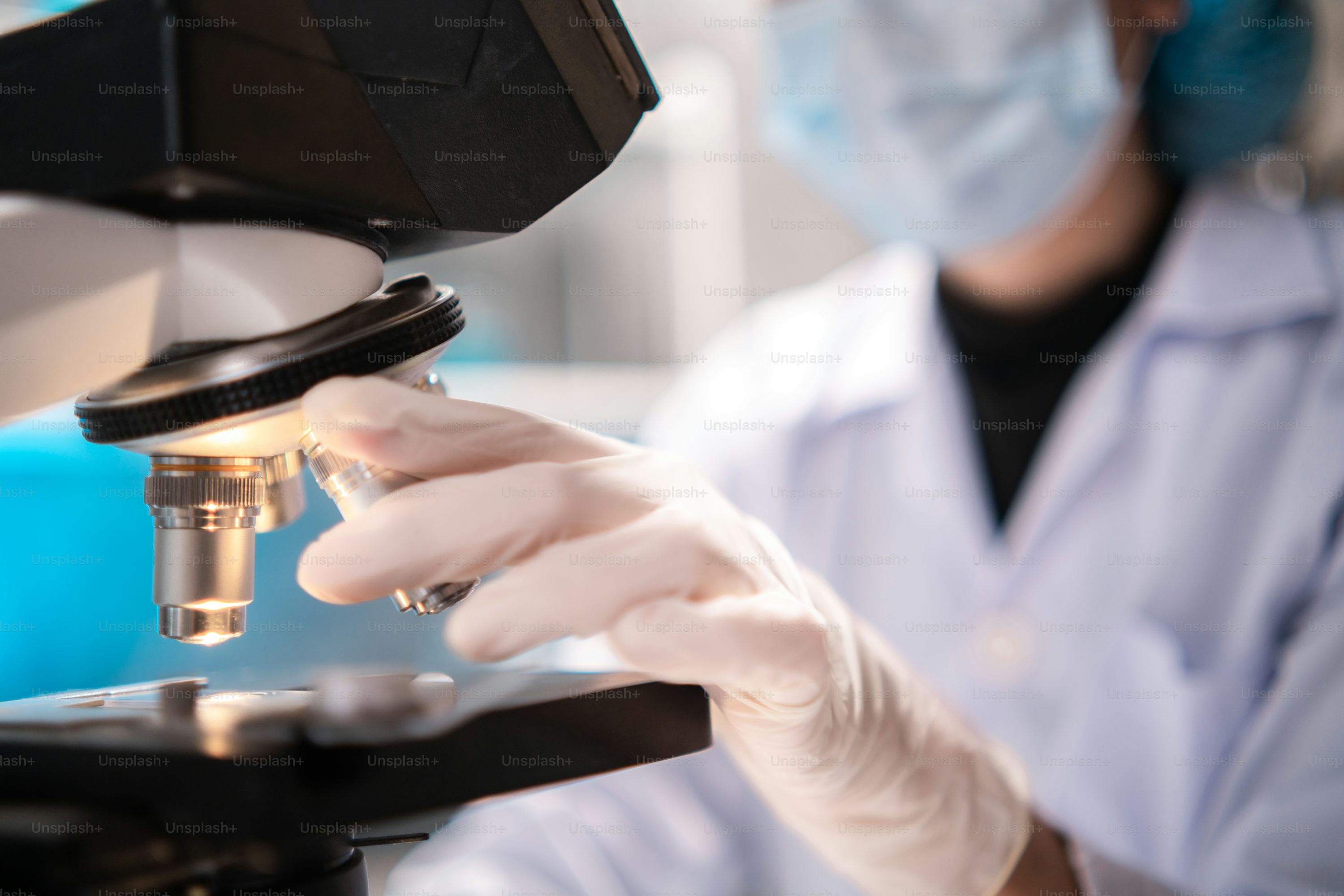 Copertina: Ricerca medica, nuove prospettive dalla collaborazione tra laboratori